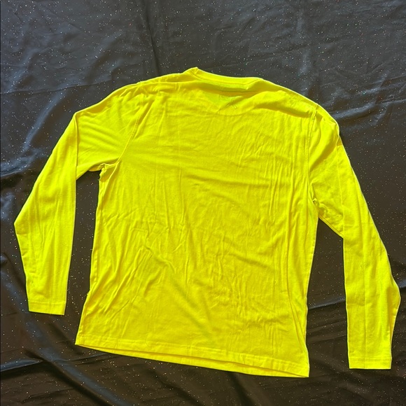 Fila Yellow Long Sleeve Tee Casual Comfort - Picture 4 of 7